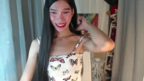Snapshot of pinayjessaxxx chatting on December 19, 2:34 am pinayjessaxxx online show from December 19, 2:34 am