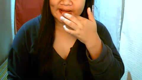 pinayjona online show from January 3, 12:30 pm