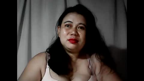 pinaymama12345 online show from September 13, 9:56 pm