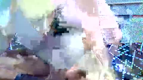 Kim20 online show from April 1, 4:37 pm