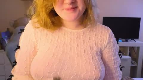 pinkiep1e online show from April 3, 3:04 am