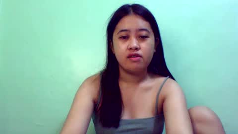 Snapshot of pinkish_shine chatting on February 25, 1:30 am Hi its me shine online show from February 25, 1:30 am