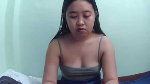 Snapshot of pinkish_shine chatting on October 15, 1:41 am Hi its me shine online show from October 15, 1:41 am