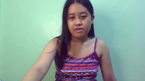 Snapshot of pinkish_shine chatting on February 22, 1:11 am Hi its me shine online show from February 22, 1:11 am