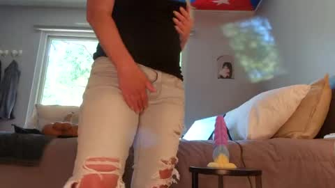 Lacey online show from August 4, 4:24 pm