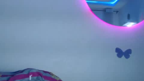 pinkxjuicy online show from October 23, 4:07 am