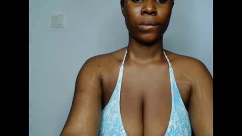 Snapshot of pinkxsugar chatting on October 12, 5:26 pm pinkxsugar online show from October 12, 5:26 pm