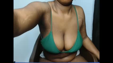 Snapshot of pinkxsugar chatting on October 9, 11:14 am pinkxsugar online show from October 9, 11:14 am