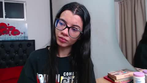 pinky_f00x online show from March 12, 8:00 pm