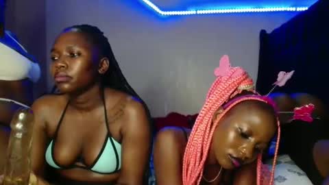 Pinky online show from January 31, 7:11 pm