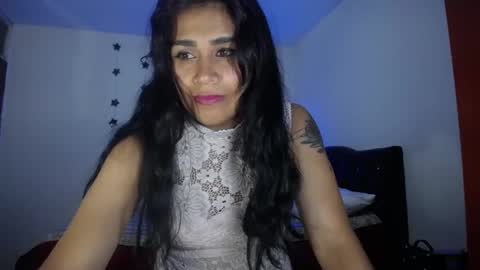 Snapshot of pinky_pinky_ chatting on February 11, 12:15 pm VIOLETA LOPEZ online show from February 11, 12:15 pm