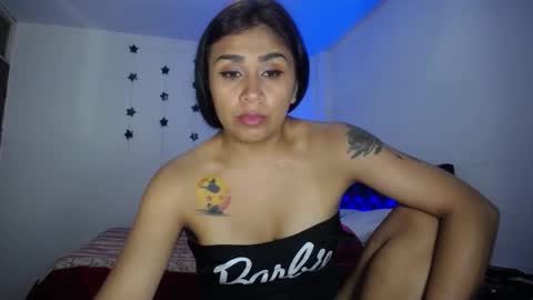 Snapshot of pinky_pinky_ chatting on February 17, 11:34 am VIOLETA LOPEZ online show from February 17, 11:34 am