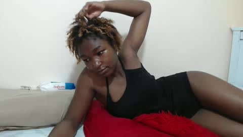 zenah online show from April 30, 9:47 am