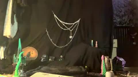 pixiemossball online show from July 30, 7:31 am