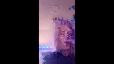 pizzedwife online show from May 14, 6:58 pm