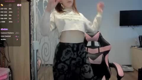 Snapshot of playful_mary chatting on September 11, 6:58 am Masha online show from September 11, 6:58 am