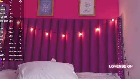 Snapshot of playfulcurvymommy chatting on March 7, 7:38 pm Scarlett online show from March 7, 7:38 pm