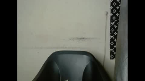 plumnjuicyx online show from March 7, 5:18 am