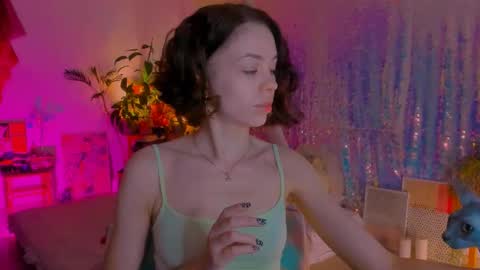 Martha online show from March 1, 10:31 pm