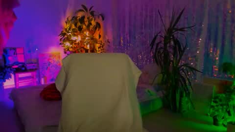 Martha online show from September 18, 8:18 pm