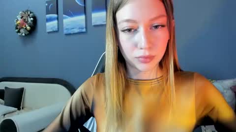 Snapshot of polihoney chatting on January 12, 4:29 pm Polina online show from January 12, 4:29 pm