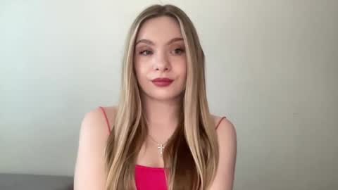 polishangel222 online show from June 25, 1:46 pm