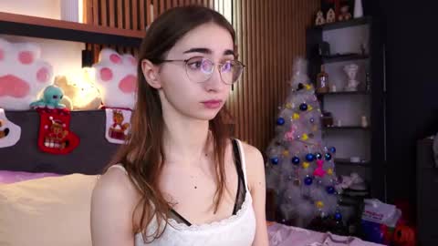 Polly online show from December 3, 7:44 am