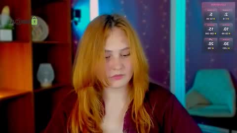 polly_cute1 online show from February 25, 1:53 pm