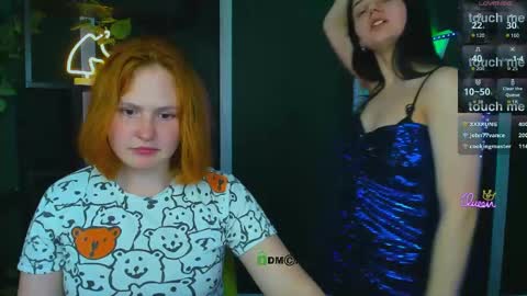 polly_cute1 online show from May 21, 2:20 am
