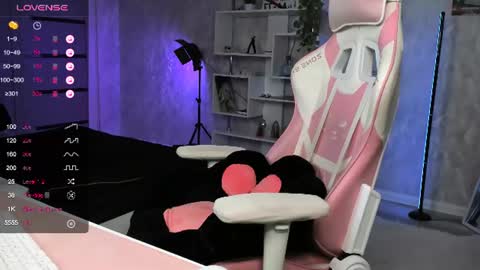       online show from July 28, 2:13 pm