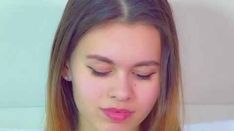 Polly online show from February 28, 5:15 pm