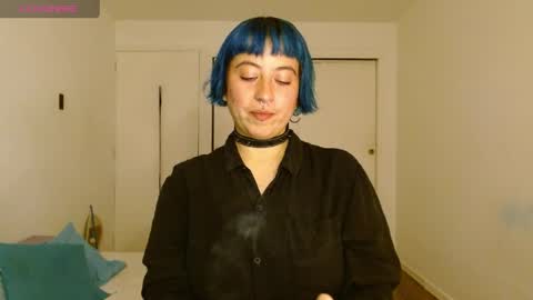 Poly online show from April 10, 12:16 am