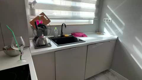 porn_and_psychology online show from April 14, 6:35 am