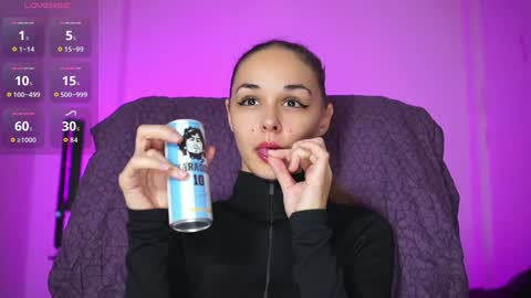    online show from November 16, 10:21 pm