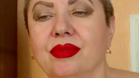 LADY POSH online show from May 27, 1:57 am