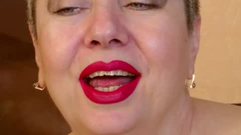 LADY POSH online show from October 31, 10:58 pm