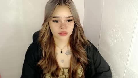 Snapshot of preciousangel69xxx chatting on February 26, 3:57 am MAXXINE online show from February 26, 3:57 am