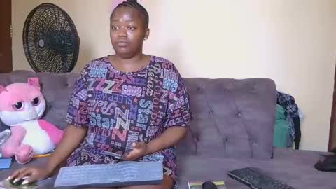 Lilly online show from February 25, 12:27 pm