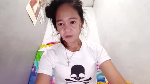 Dinah online show from February 9, 5:01 pm