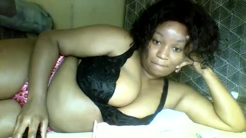 Prettie diva online show from October 27, 12:17 am