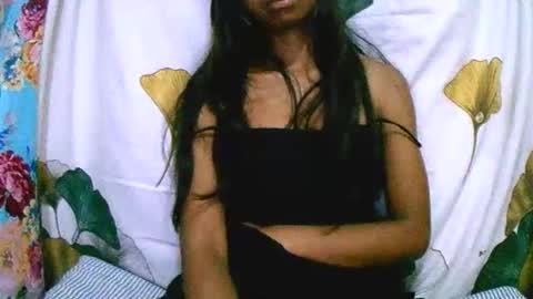 prettiethalia online show from December 16, 10:37 pm