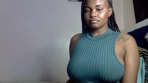 pretty_daina3 online show from May 18, 8:26 pm