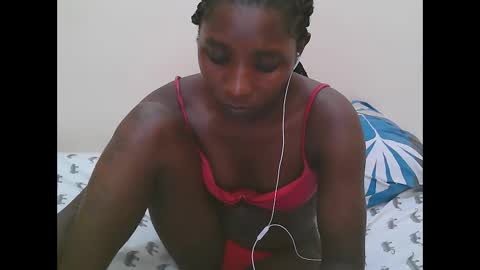 pretty online show from February 24, 1:43 pm