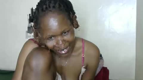 pretty_doreen online show from September 28, 7:30 pm