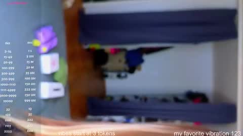 Snapshot of pretty_helga chatting on December 16, 9:03 am pretty_helga online show from December 16, 9:03 am