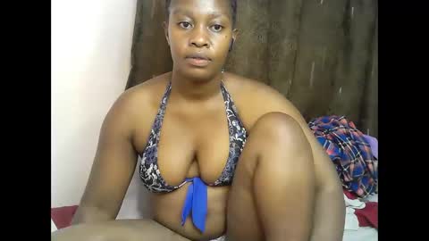 pretty_kylah online show from May 16, 2:58 am