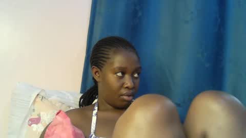 pretty_kylah online show from January 16, 6:20 am