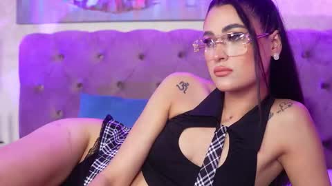 Lia online show from November 8, 9:20 pm