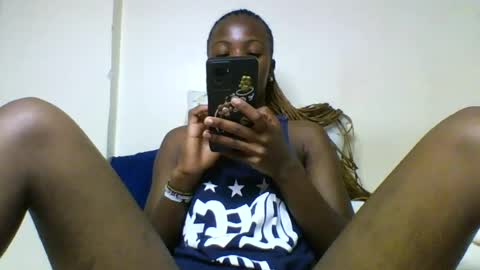 pretty_neemaa online show from July 26, 7:16 am