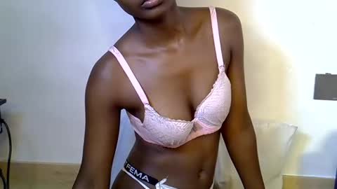 pretty_scooper online show from May 31, 10:54 am